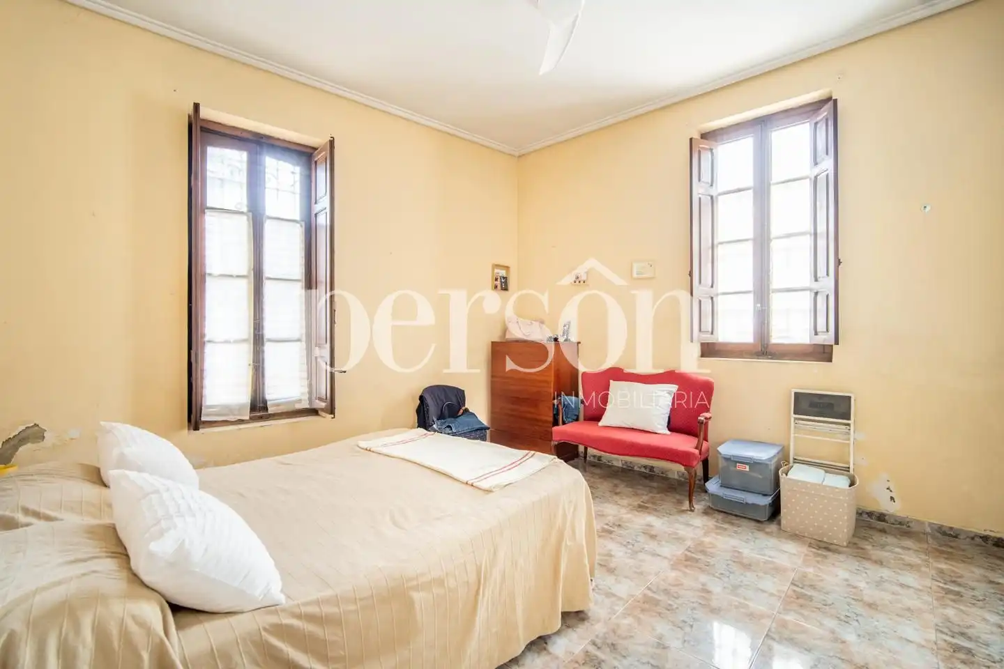 Dormitori de Casa o xalet en venda en Rocafort amb Aire condicionat, Jardí privat i Terrassa