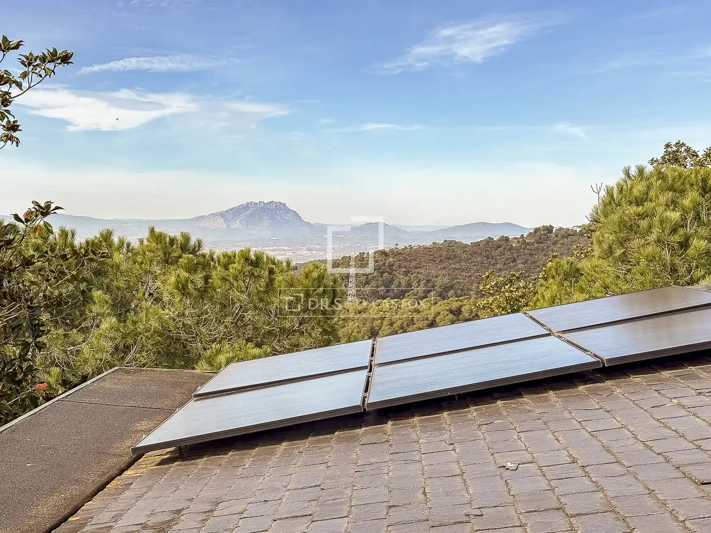 Vista exterior de Casa o chalet en venta en Barcelona con Aire acondicionado, Calefacción y Jardín privado