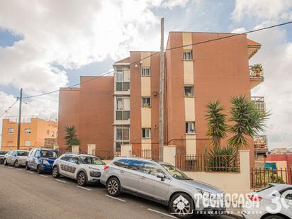 Exterior view of Flat for sale in Santa Coloma de Gramenet  with Balcony