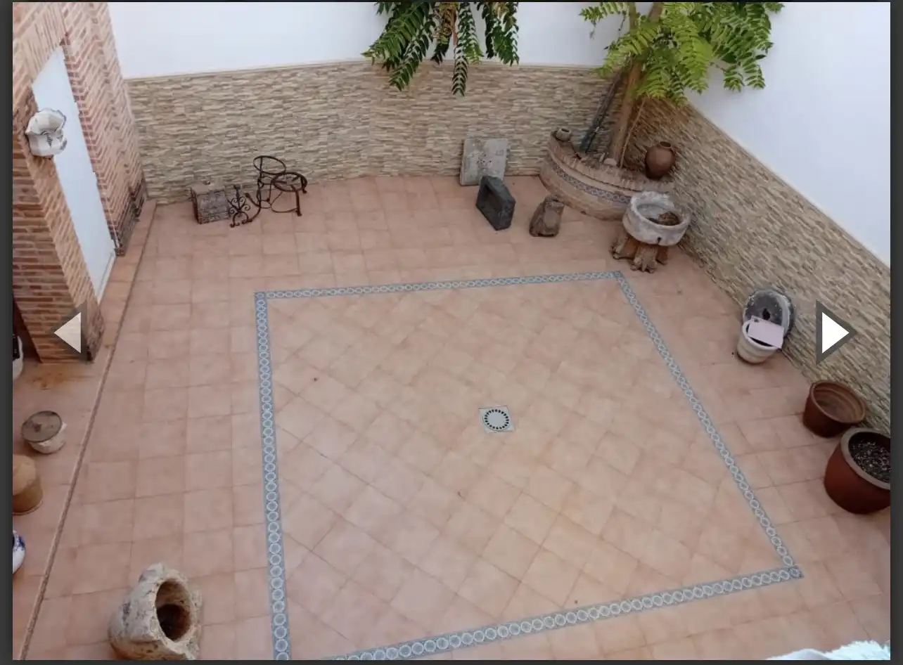 Terrace of Houses for sale in Almagro  with Air Conditioner, Heating and Furnished