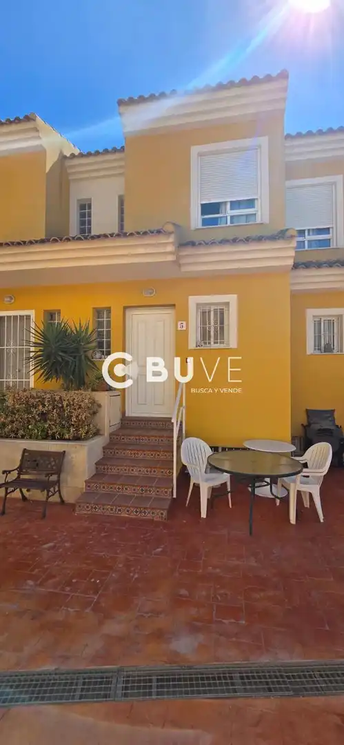 Terraced house with pool for sale in Rojaleros Ausentes, imagen 12