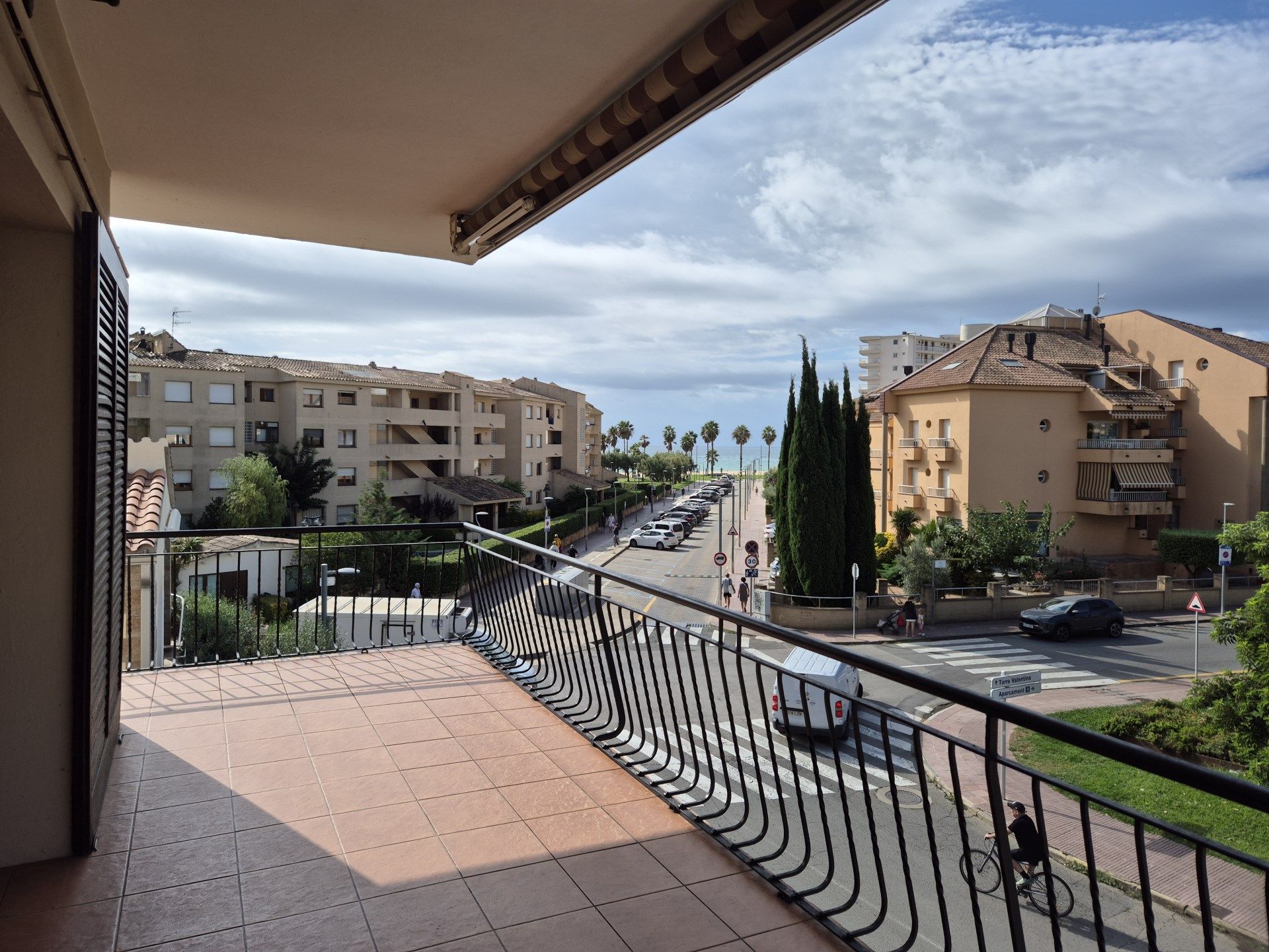 Vista exterior de Pis en venda en Calonge i Sant Antoni amb Terrassa, Moblat i Balcó