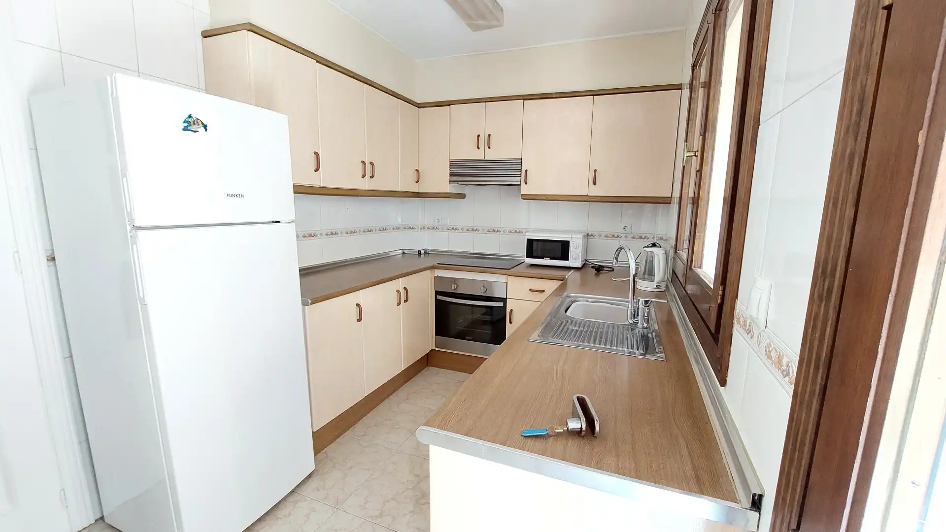 Cocina de Casa adosada en venta en Los Alcázares con Terraza, Amueblado y Horno