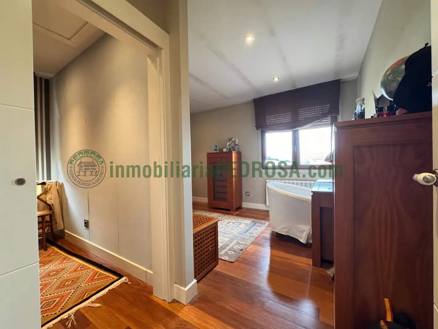Habitación de Casa o chalet en venta en Pontevedra Capital  con Calefacción, Jardín privado y Terraza