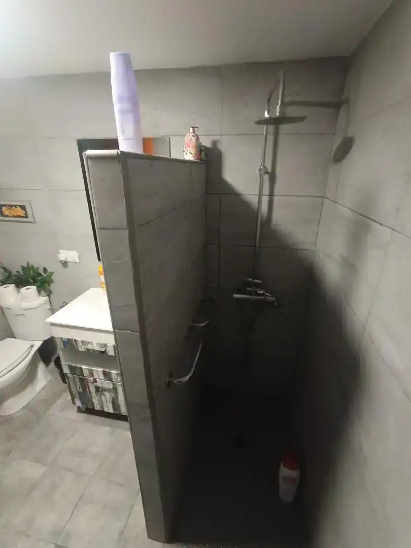 Bany de Pis en venda en Alicante / Alacant