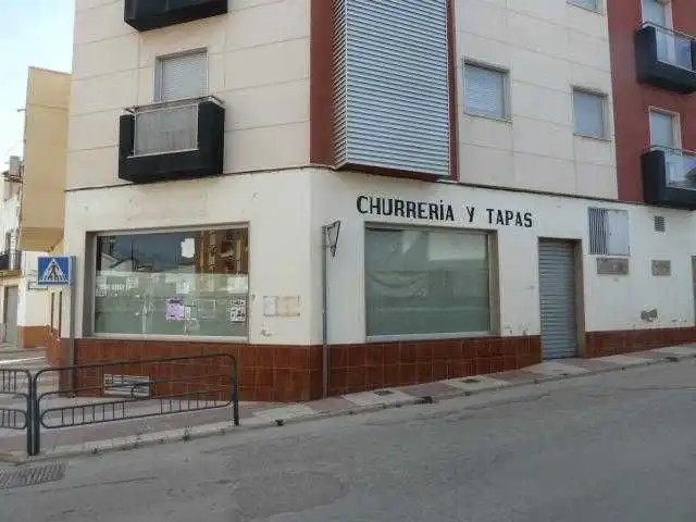 Local comercial en venta en Bailén