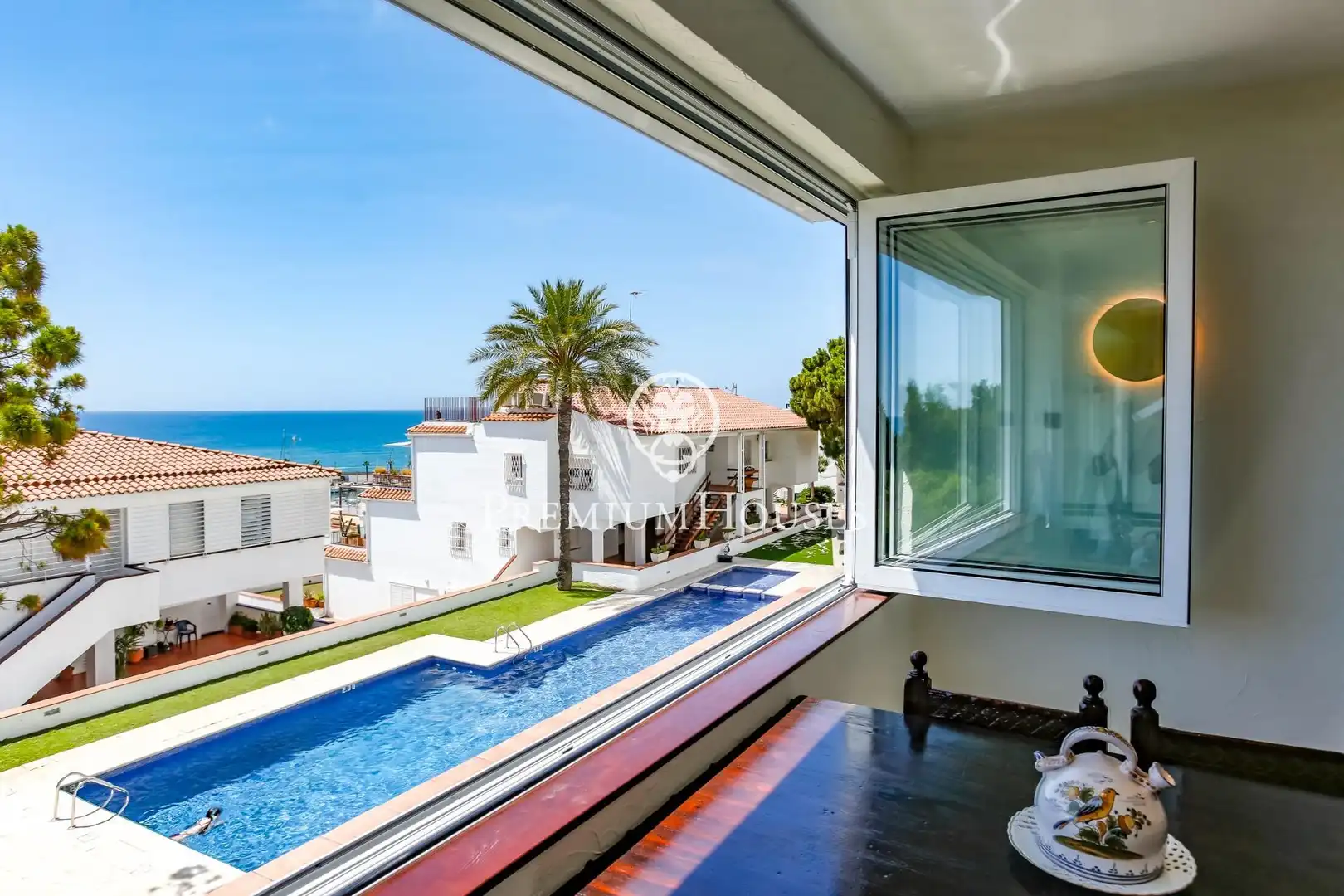 Außenansicht von Erdgeschoss zur Miete in Sitges mit Klimaanlage, Heizung und Terrasse