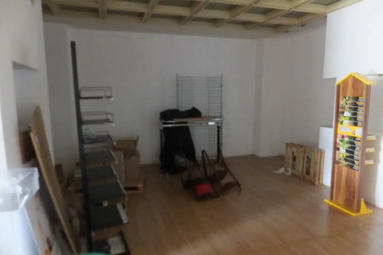 Local comercial de lloguer a Calle Yanguas y Miranda, imagen 5
