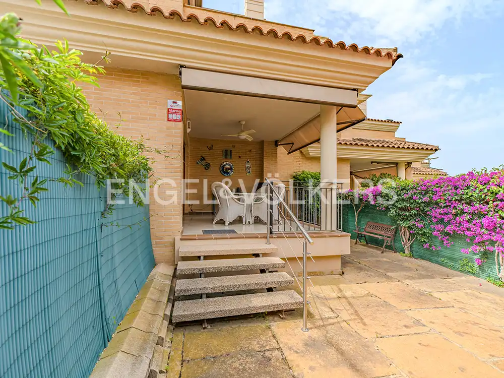 Adossat amb terrassa en venda a Calle Velero 2, imagen 4