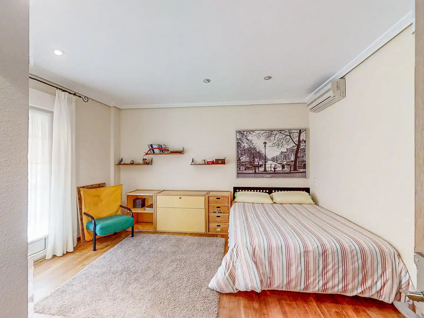 Dormitori de Casa o xalet en venda en Canals amb Aire condicionat, Calefacció i Jardí privat