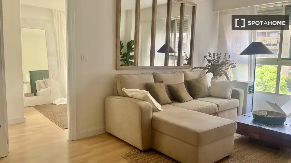 Living room of Flat for rent in Valencia  with Air Conditioner, Heating and Furnished