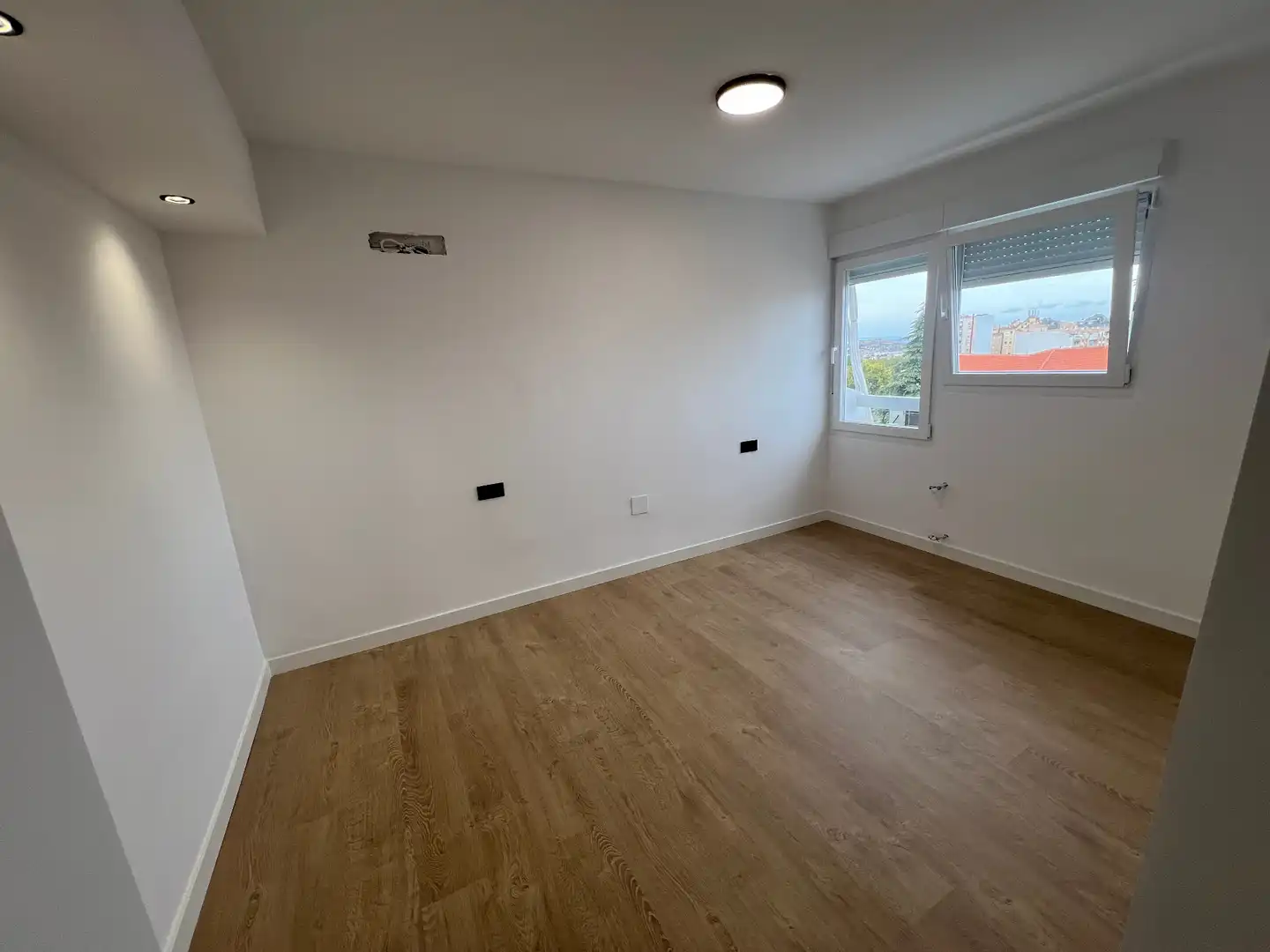 Schlafzimmer von Wohnung zum Verkauf in Jaén mit Heizung und Balkon