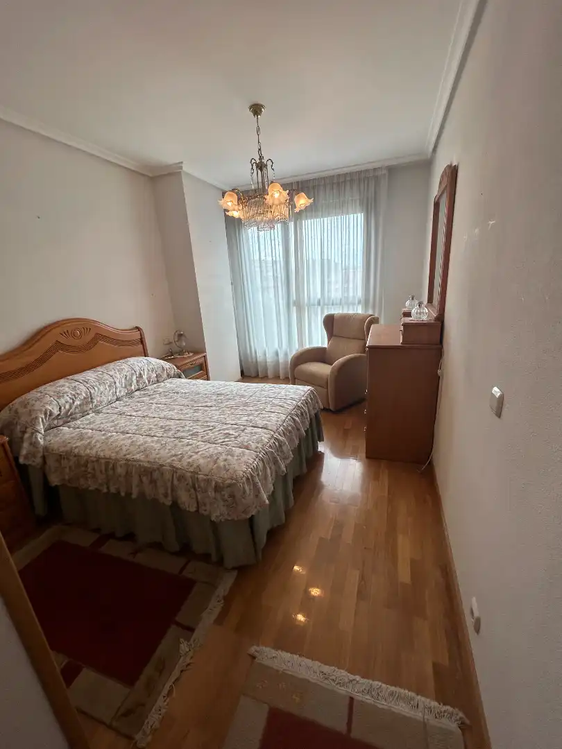Schlafzimmer von Wohnung zum Verkauf in Burgos mit Heizung, Terrasse und Abstellraum