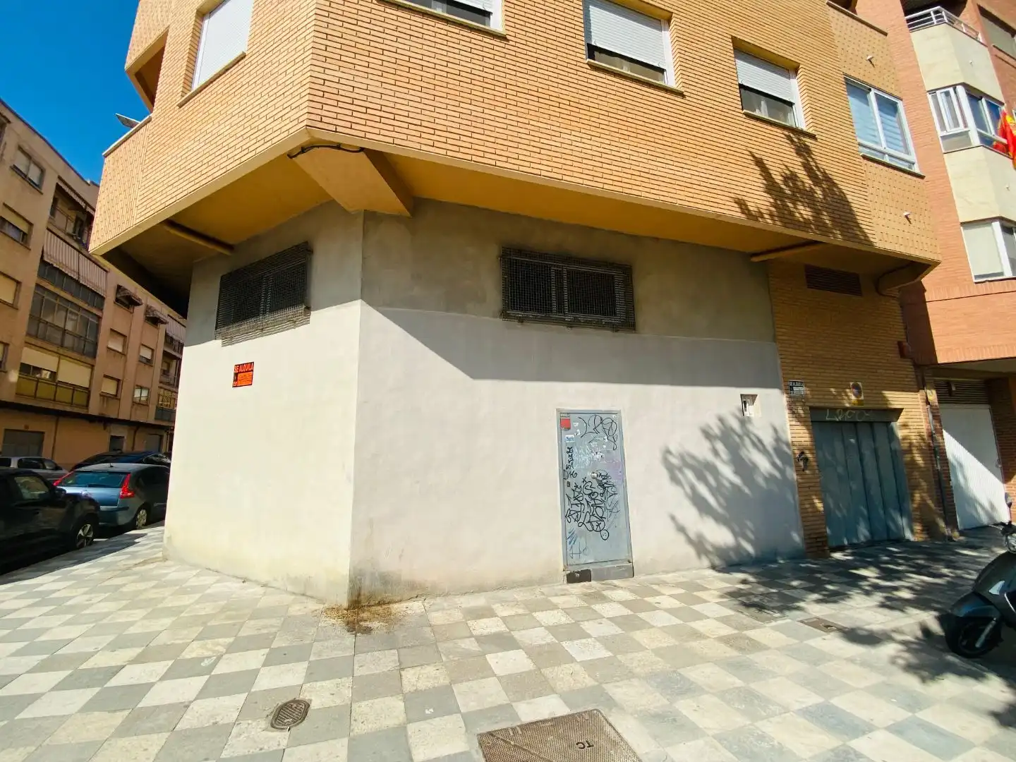 Vista exterior de Local de alquiler en Albacete