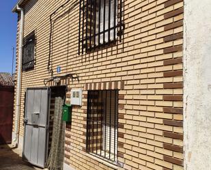 Exterior view of House or chalet for sale in Villalba de la Lampreana