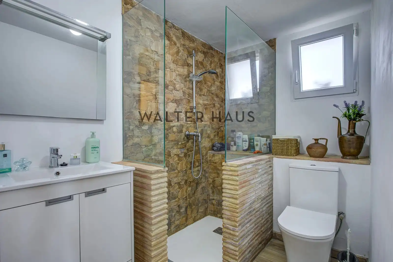 Baño de Casa o chalet en venta en Vall-llobrega con Jardín privado, Terraza y Balcón