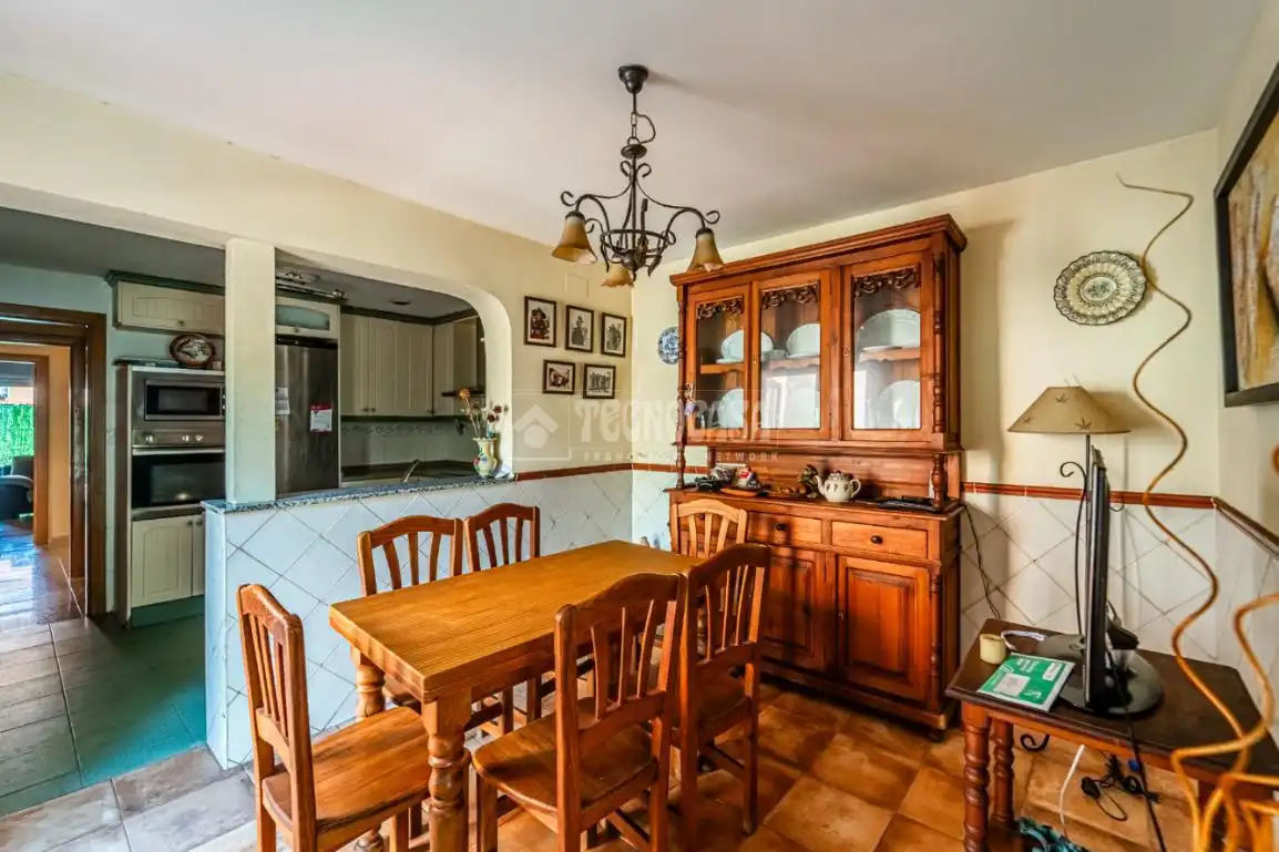 Comedor de Casa adosada en venta en Rivas-Vaciamadrid con Aire acondicionado, Calefacción y Jardín privado