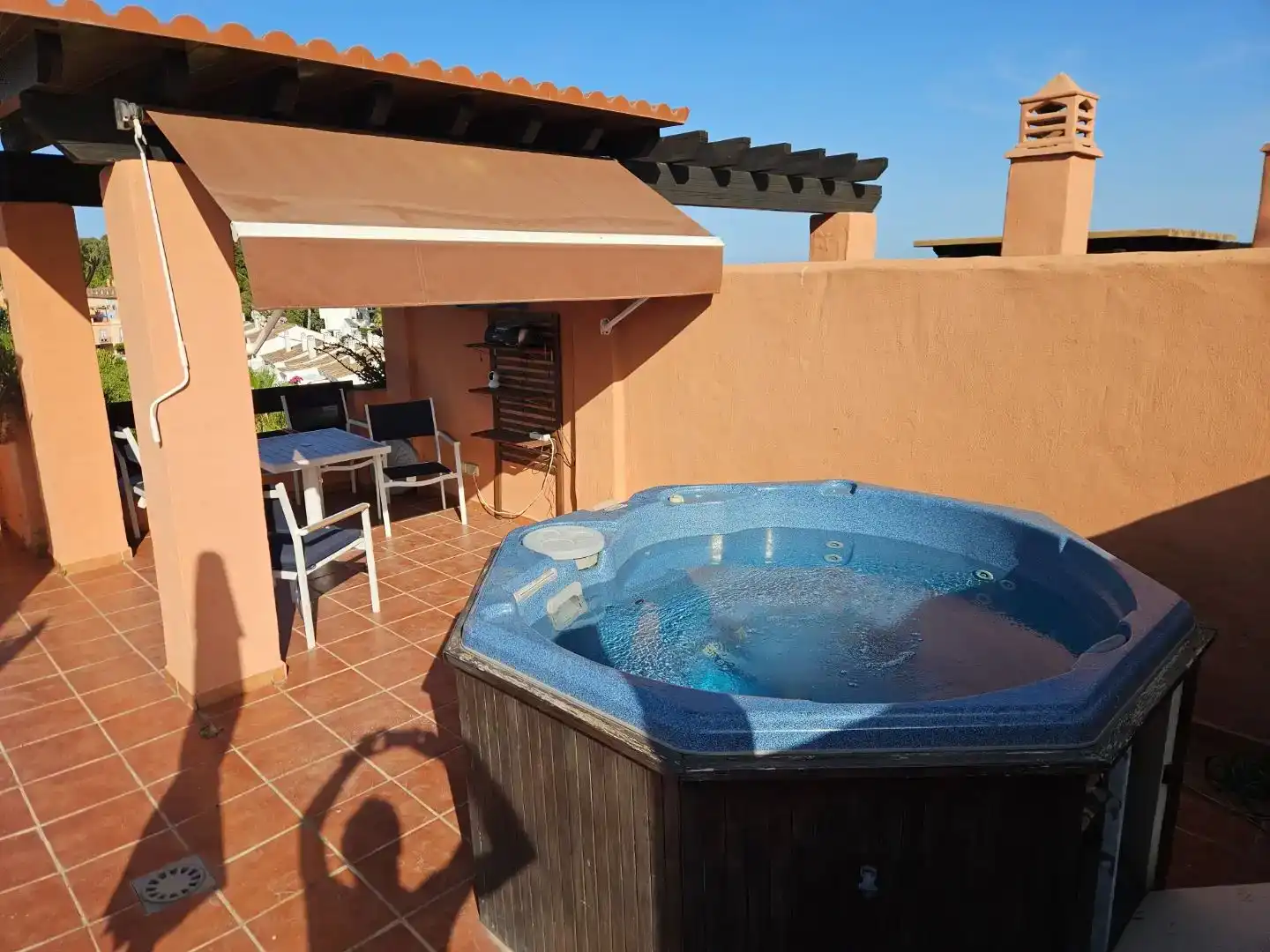 Terrassa de Pis en venda en Estepona amb Aire condicionat, Calefacció i Jardí privat
