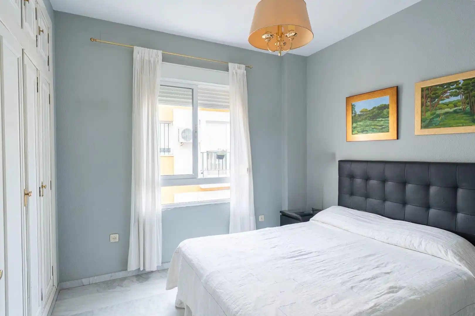 Habitación de Piso en venta en Sevilla con Balcón
