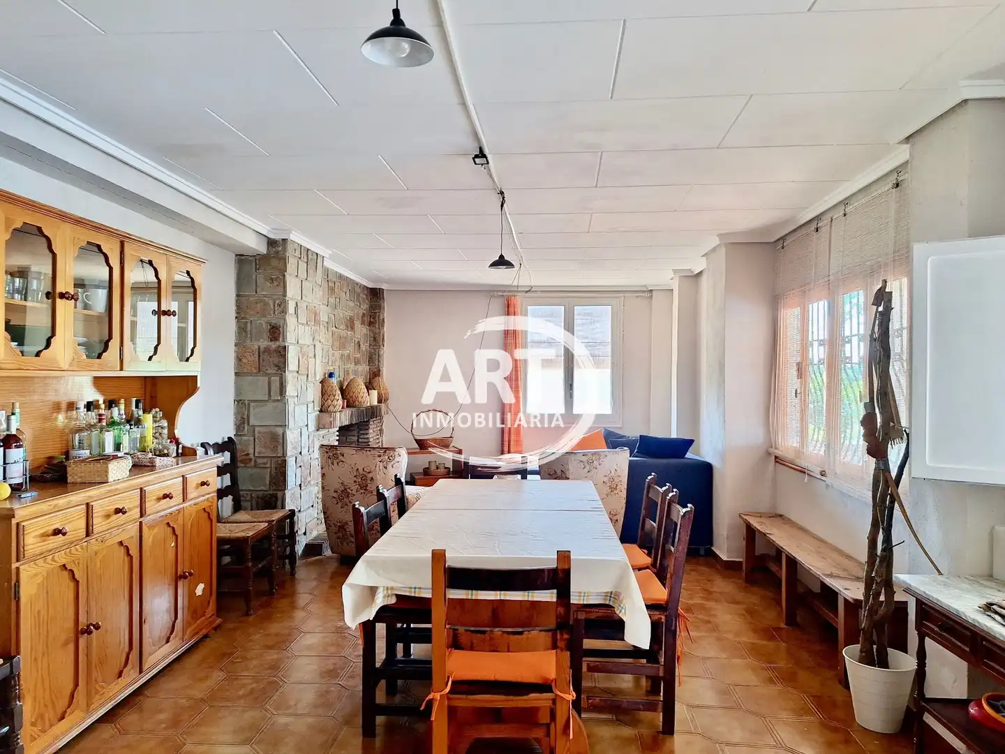 Haus oder Chalet zum Verkauf in Bétera mit Privatgarten, Terrasse und Abstellraum