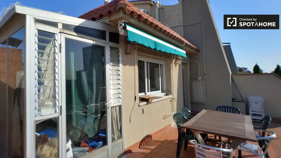 Habitació a Barri de les Corts