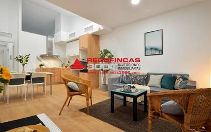 Living room of Attic for sale in  Barcelona Capital