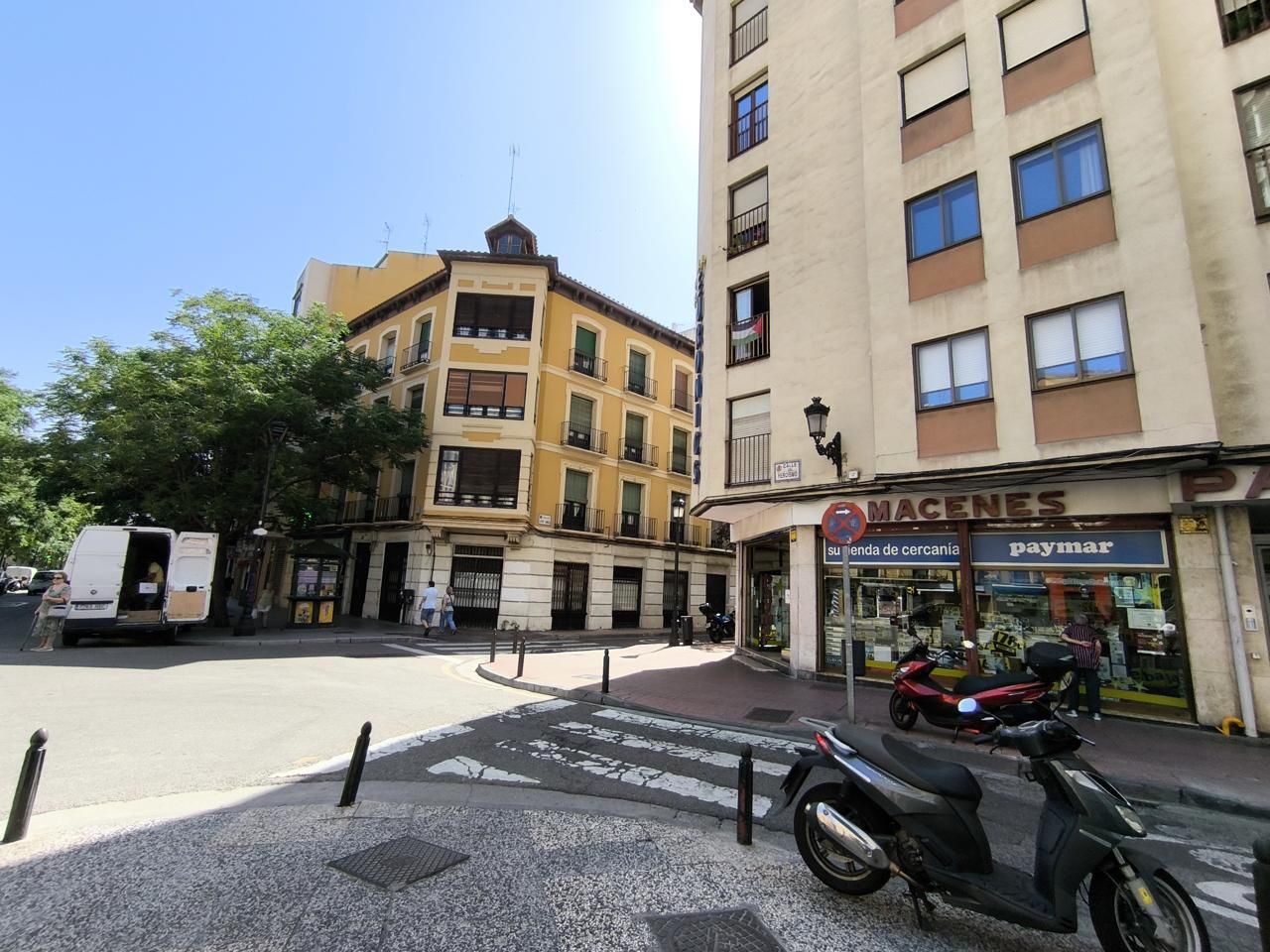 Exterior view of Flat to rent in  Zaragoza Capital  with Air Conditioner, Heating and Parquet flooring
