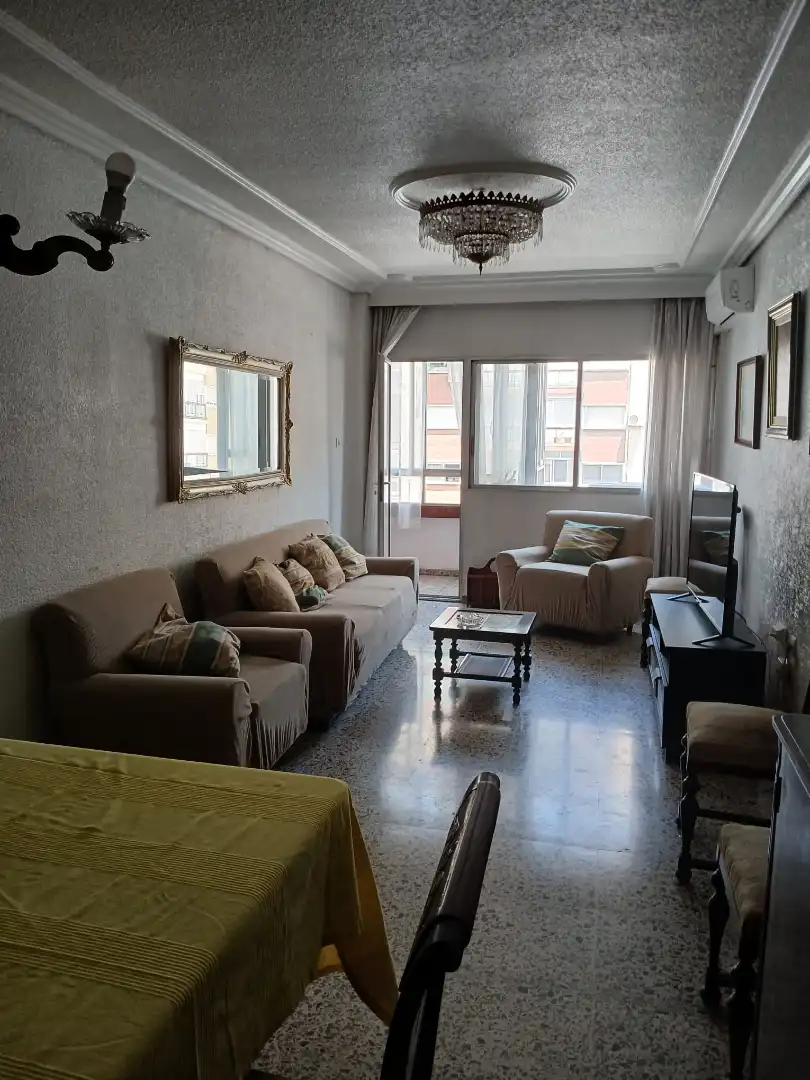 Sala de estar de Piso de alquiler en  Murcia Capital con Aire acondicionado, Calefacción y Amueblado