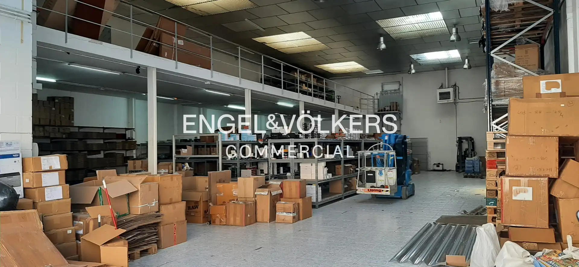 Business premises for sale in Poble, imagen 2