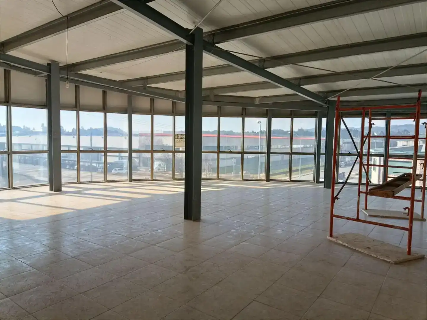 Industrial buildings for rent in Narón