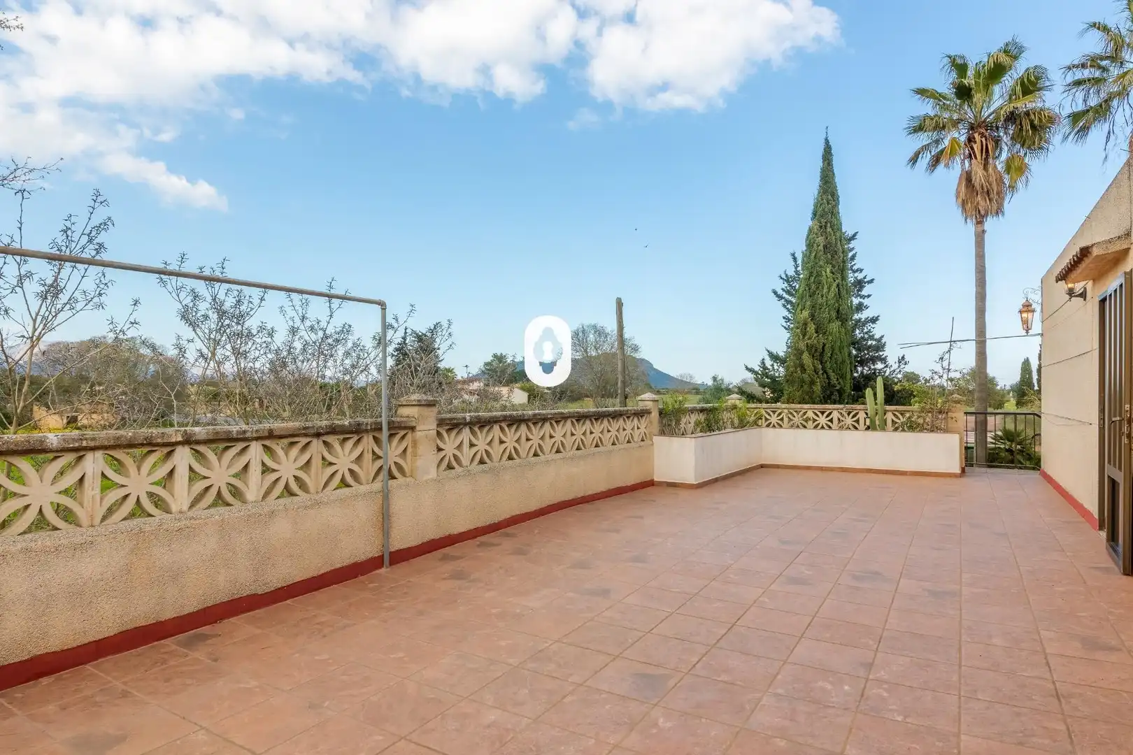 Terrasse von Country house zum Verkauf in Inca mit Klimaanlage, Heizung und Privatgarten
