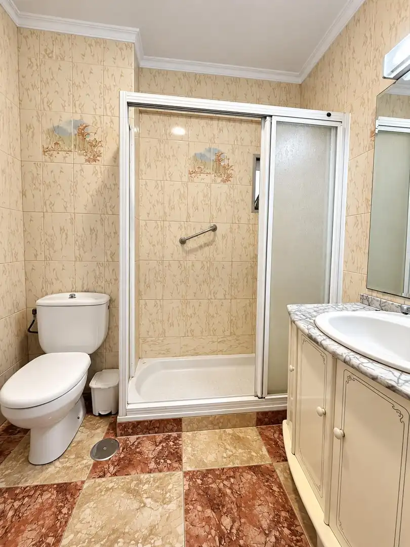 Apartamento de alquiler en Los Boliches