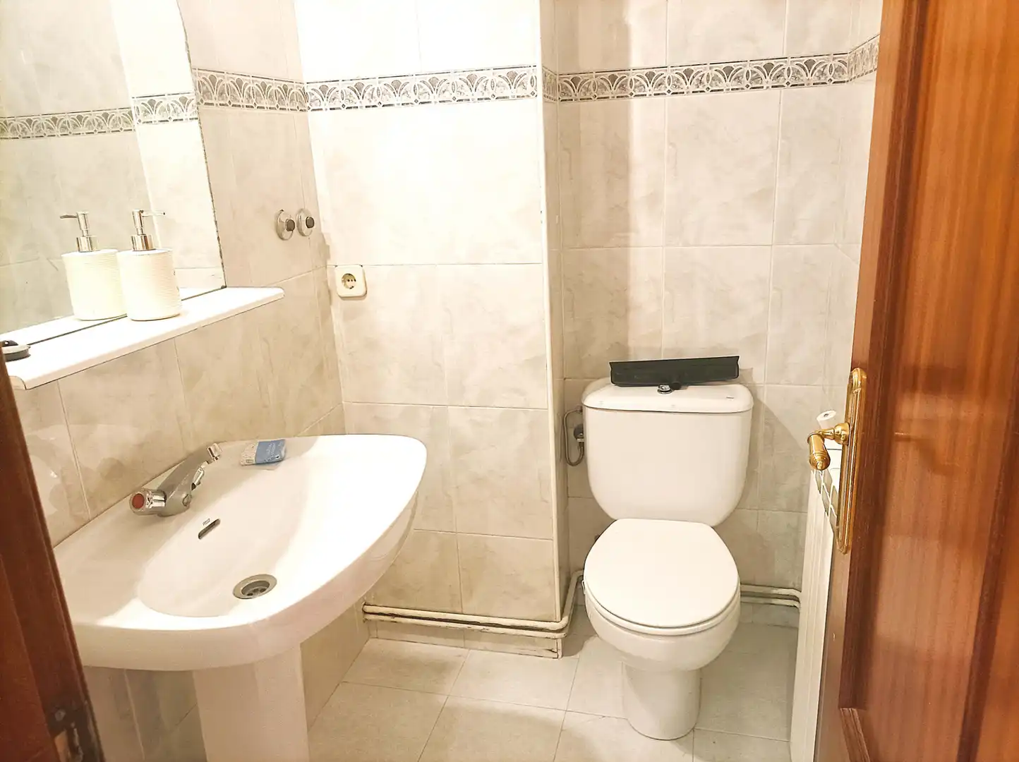 Baño de Piso en venta en Arnedillo con Calefacción, Terraza y Trastero
