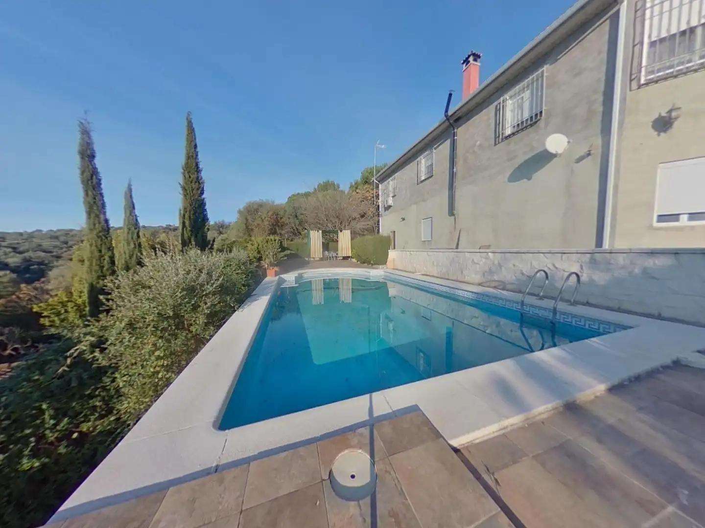 Piscina de Finca rústica en venda en Almodóvar del Río amb Aire condicionat, Jardí privat i Piscina