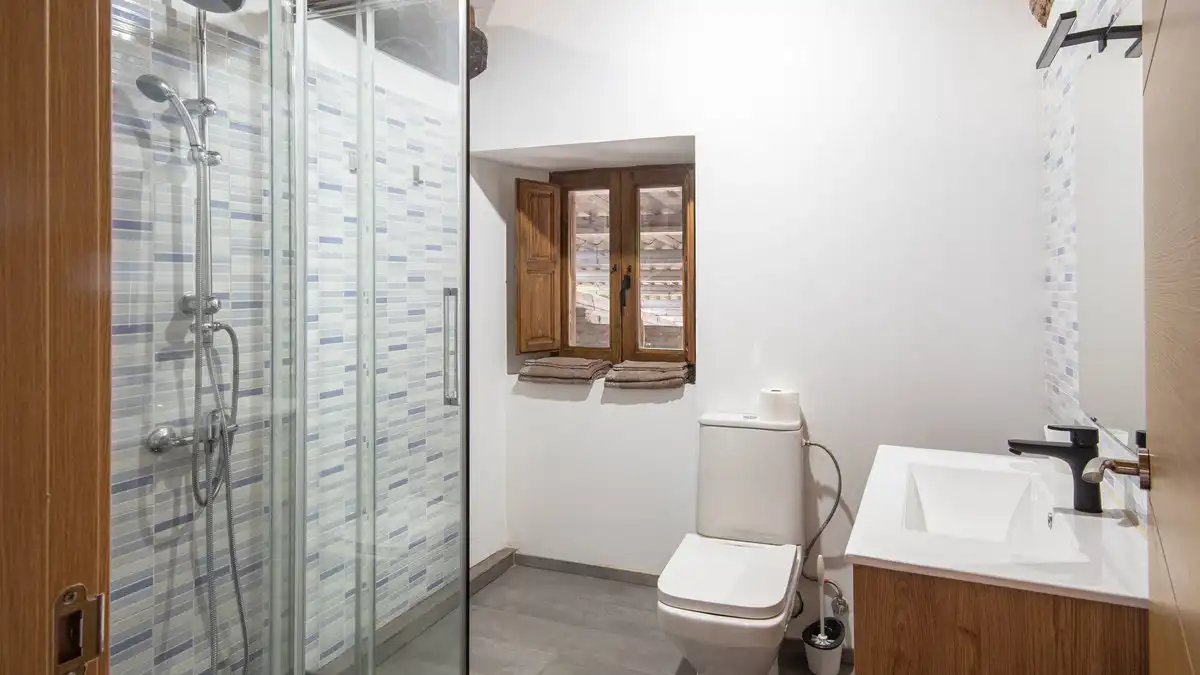 Baño de Casa o chalet de alquiler en Aranga con Calefacción y Amueblado