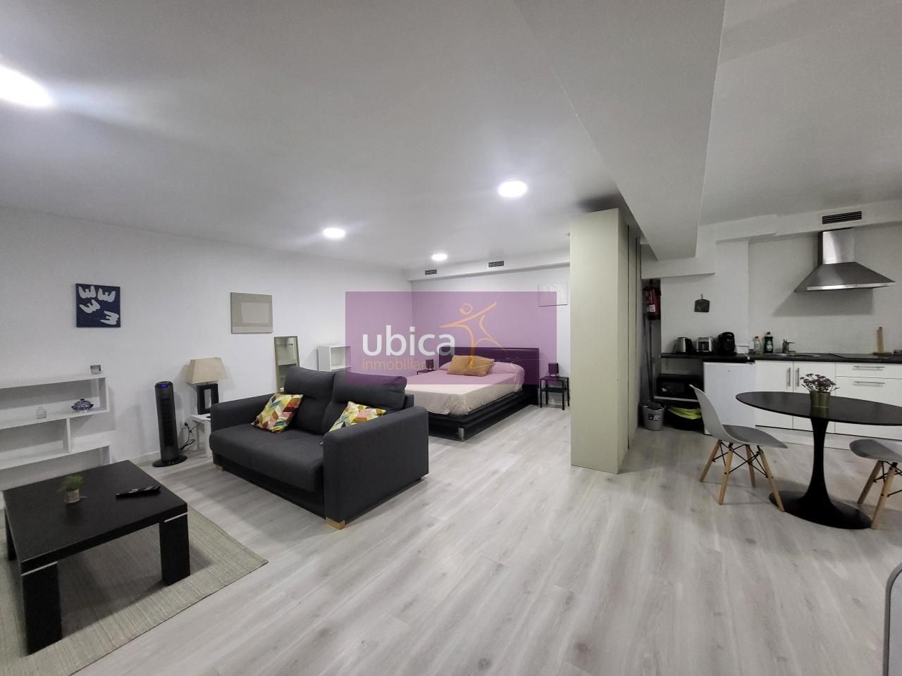 Loft for sale in Vigo   with Heating and Furnished