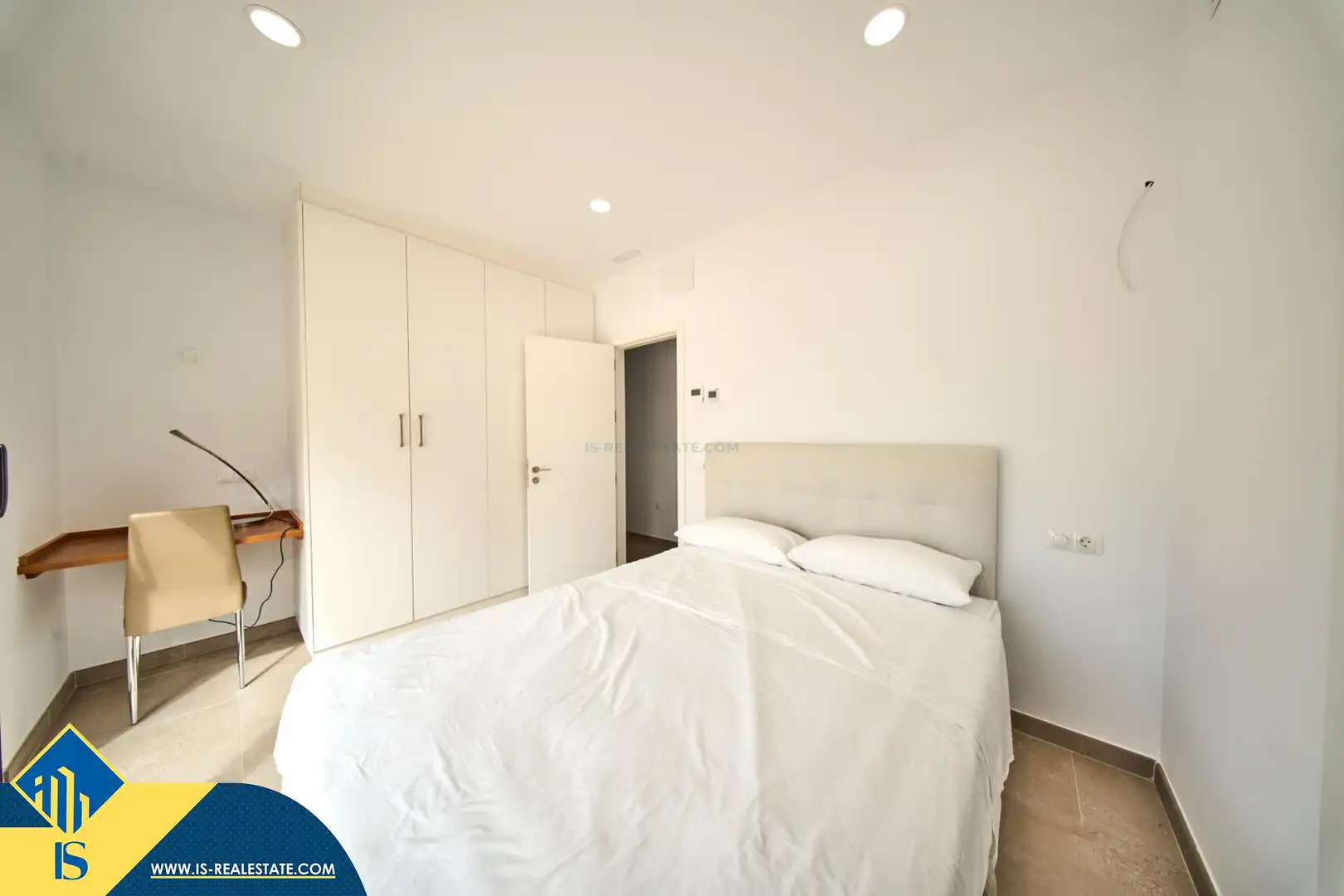 Dormitori de Casa o xalet en venda en Marbella amb Terrassa i Piscina