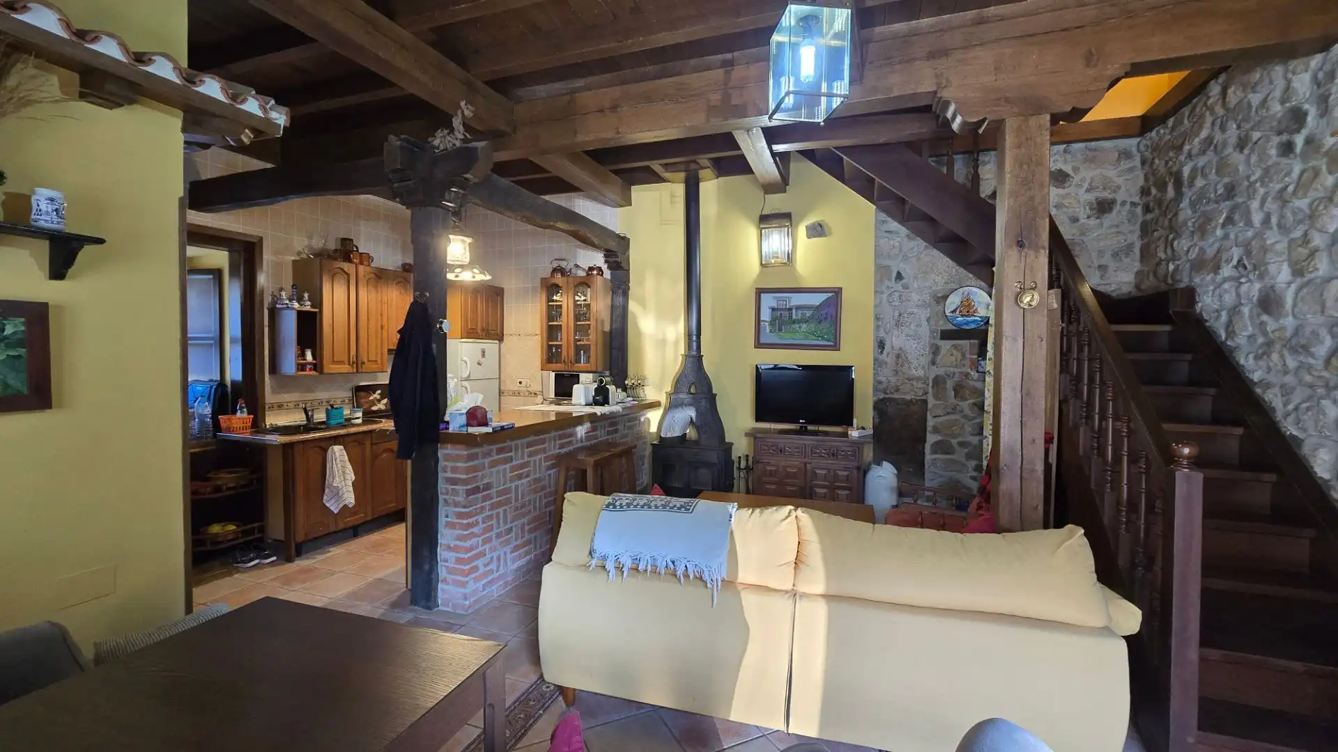 Cuina de Casa o xalet en venda en Llanes amb Calefacció