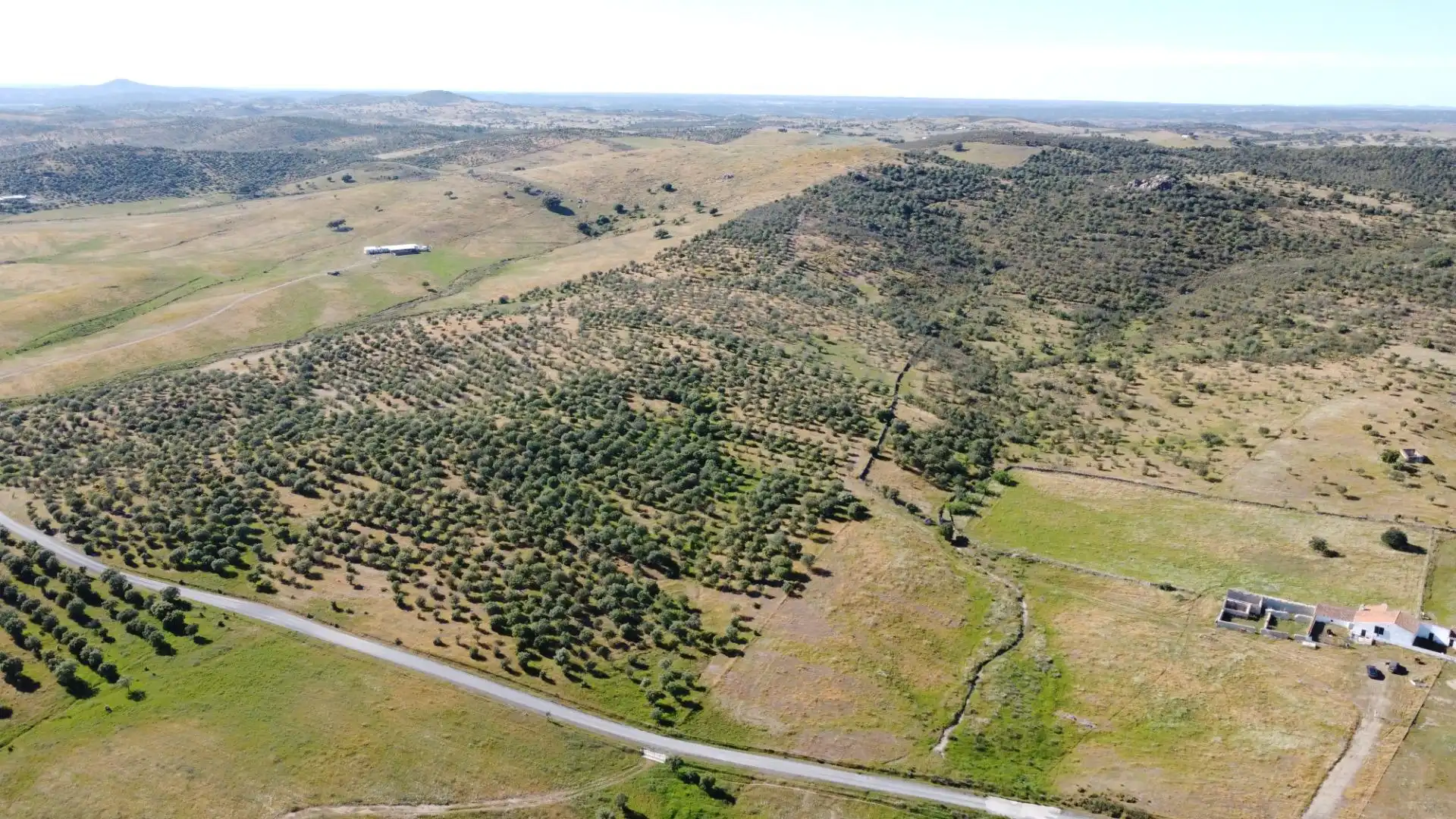 Finca rústica en venda en Puebla de Guzmán amb Jardí privat i Moblat