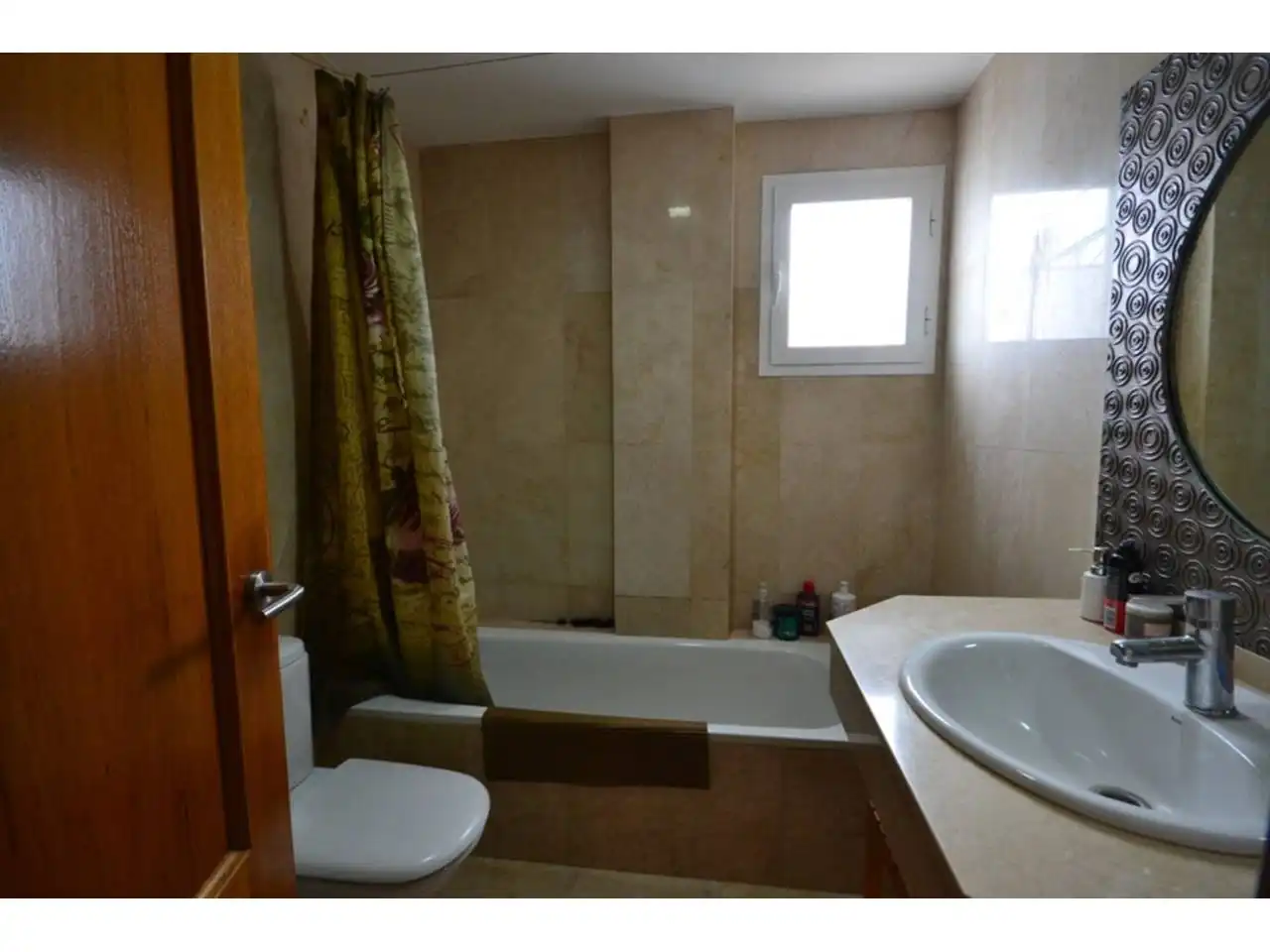 Baño de Casa o chalet en venta en Conil de la Frontera con Calefacción, Terraza y Piscina comunitaria