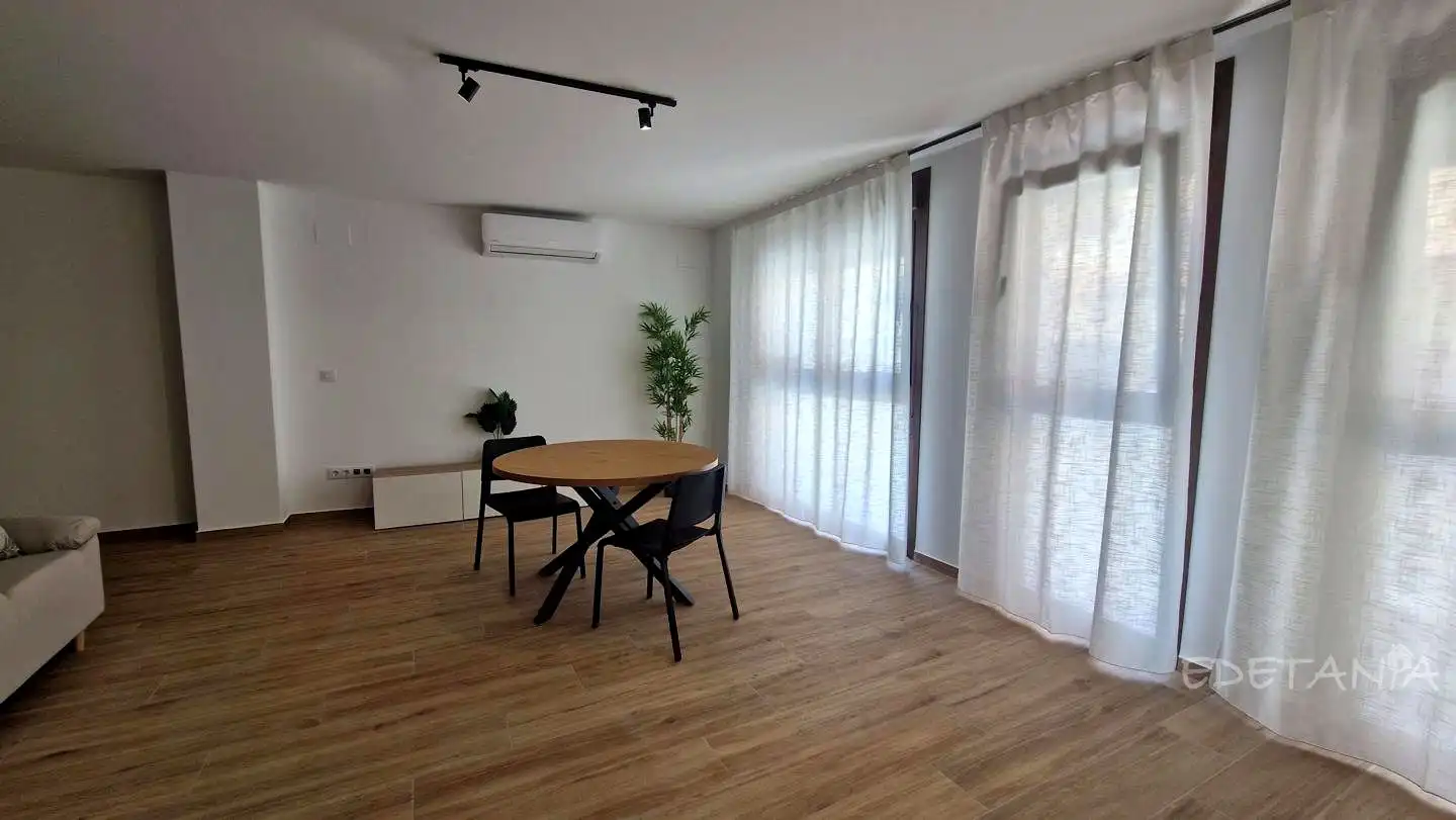 Piso de alquiler en De Dénia, Moncada