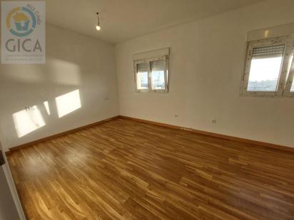 Bedroom of Flat for sale in Algeciras  with Alarm