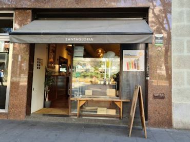 Local comercial en alquiler en GAL.LA PLACIDIA 16