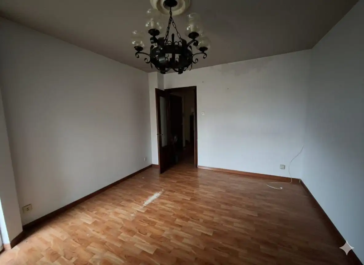 Wohnung zum Verkauf in Lena, imagen 3