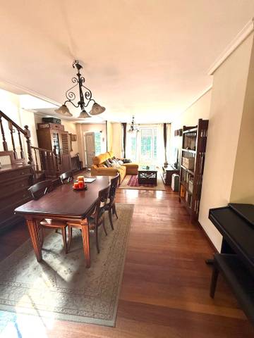 Casa-chalet en Venta en Calle Fernández Rañada, 8 en Solares - Valdecilla