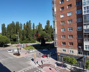 Exterior view of Apartment for sale in Burgos Capital  with Heating, Parquet flooring and Furnished