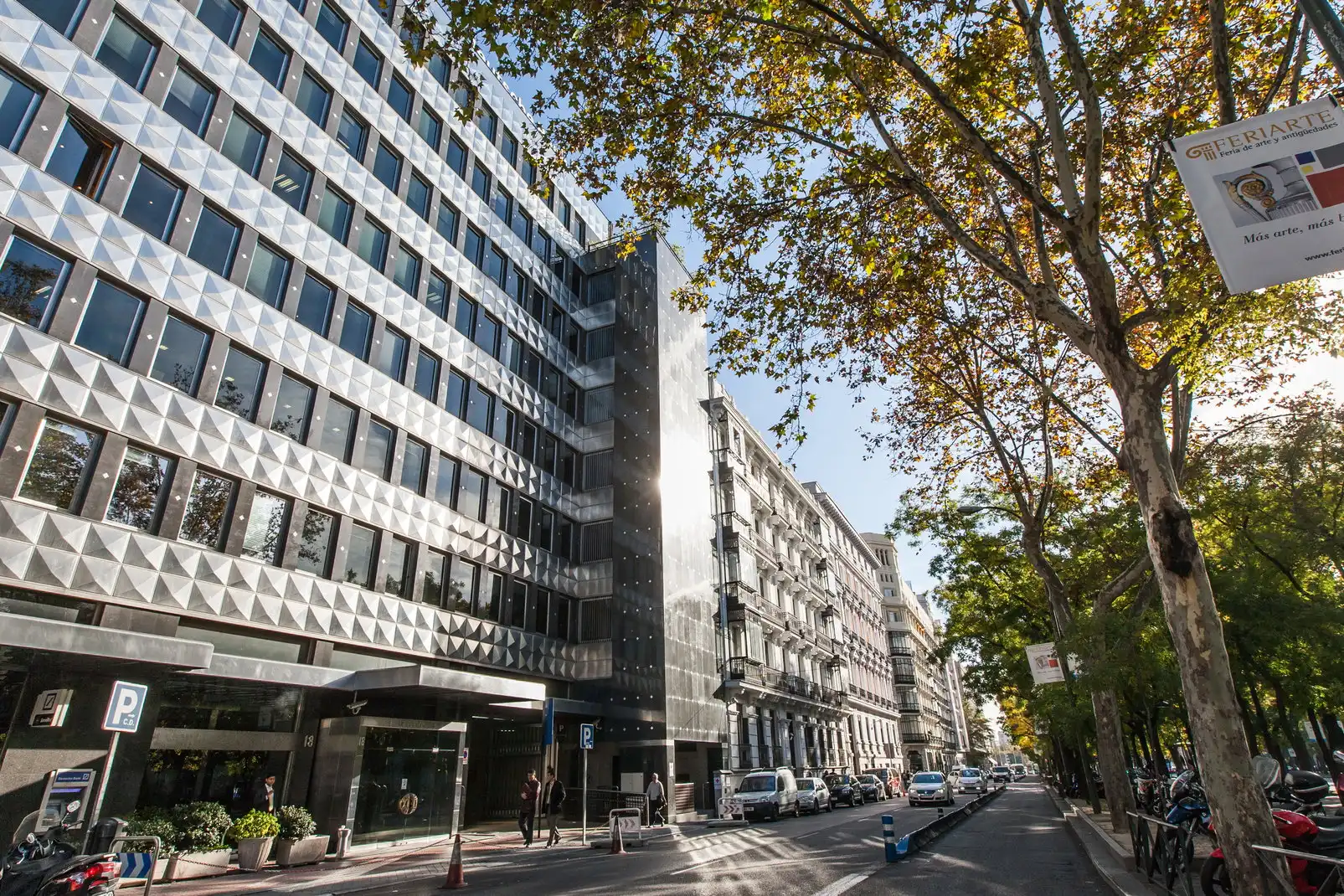 Vista exterior de Oficina de alquiler en Madrid con Aire acondicionado, Calefacción y Amueblado