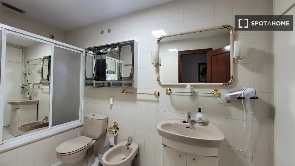 Room in La Ciudad