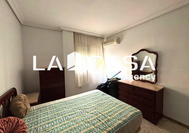 Piso en Venta en Calle José María de Mena en San Carlos - San José