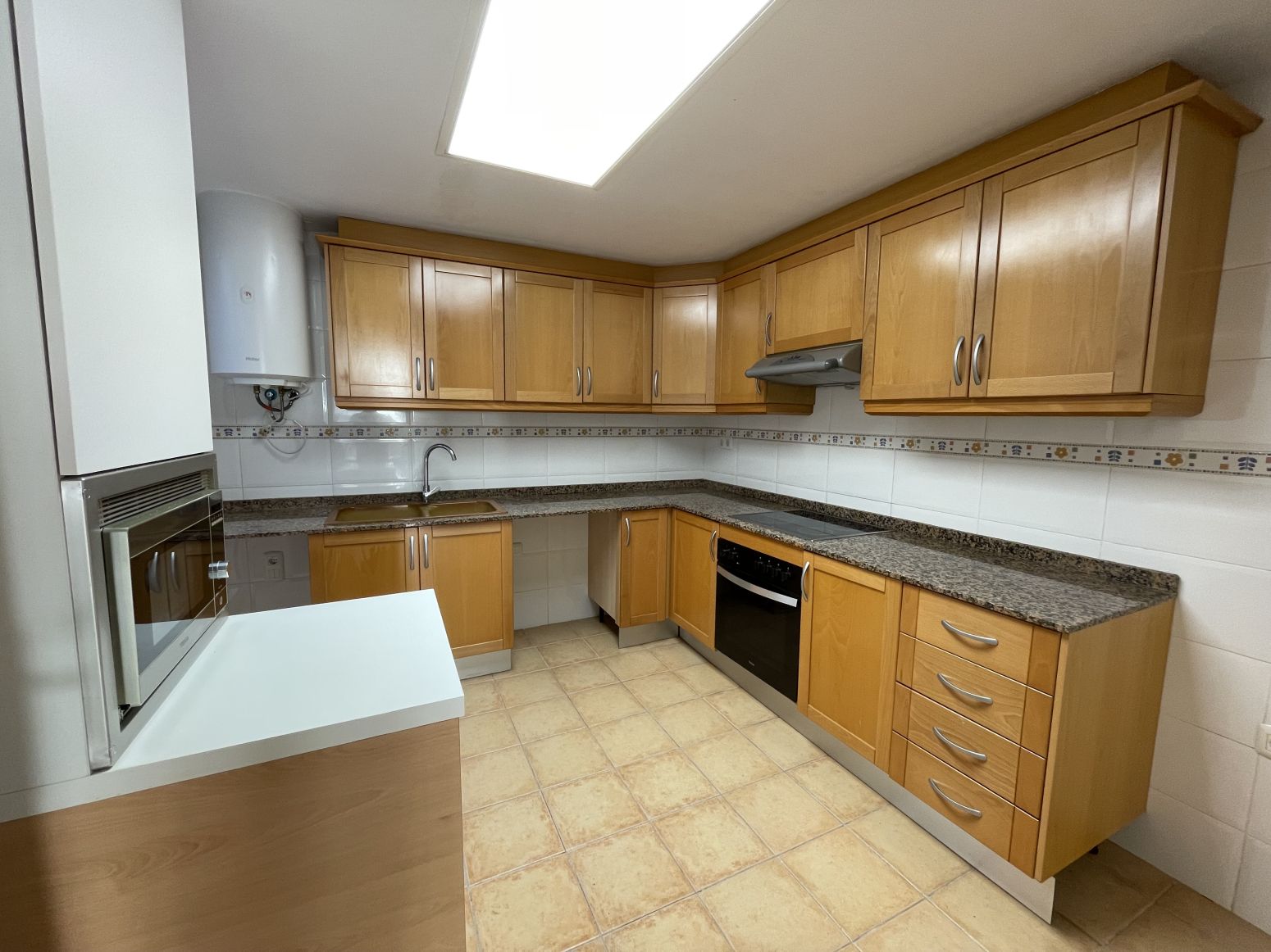 Kitchen of Single-family semi-detached for sale in Foios  with Air Conditioner, Heating and Terrace